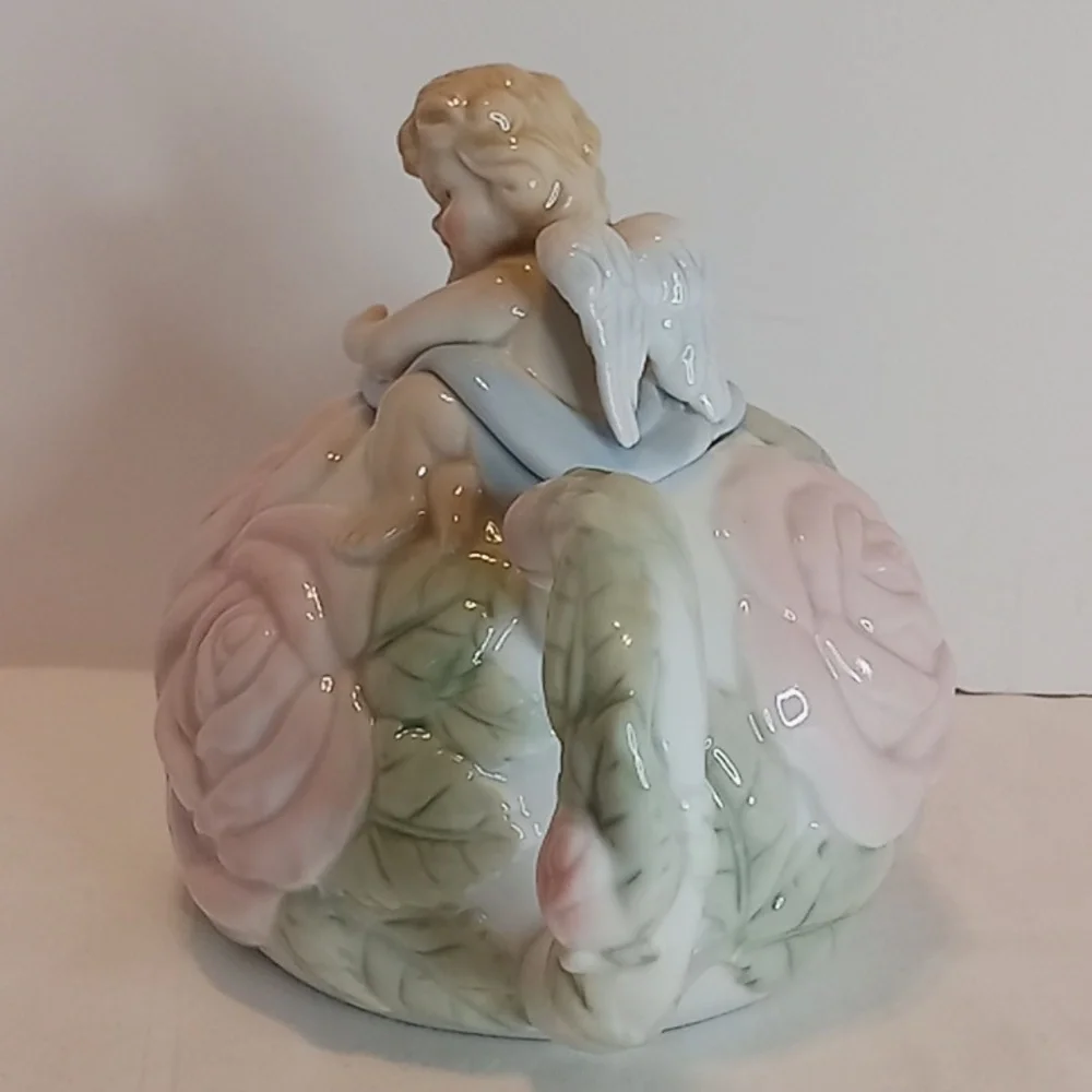 Avon vintage angel
